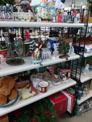 Angel View Resale Store - Hemet, business photo 2
