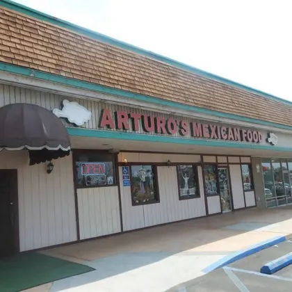 Arturo’s Grill, business photo 2